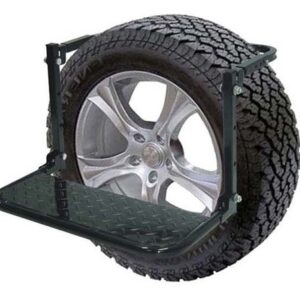 Wheel step seat for 4wd